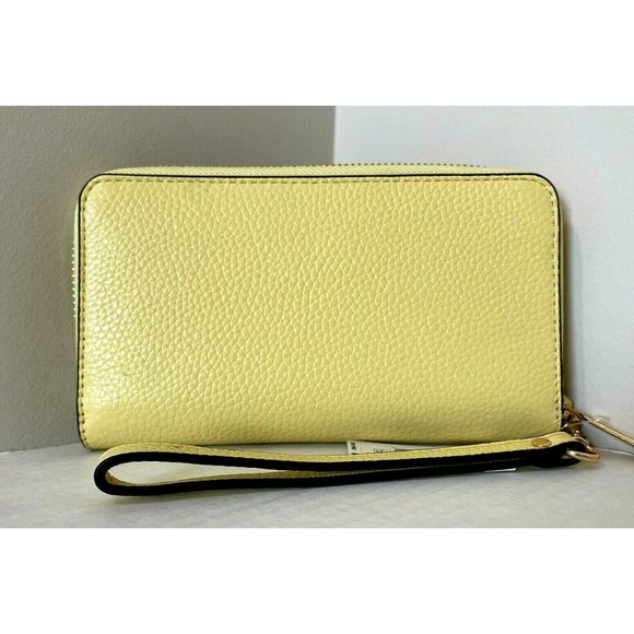 New Michael Kors Jet Set Travel Large Flat phone case Leather wallet Buttercup - Picture 3 of 4